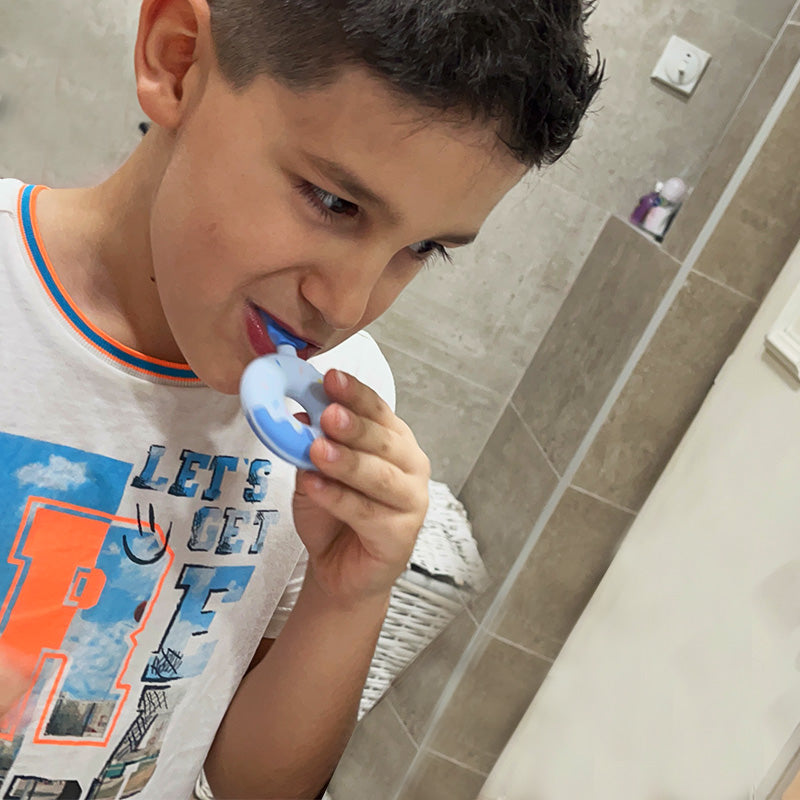 Családi Belli Denti® szett - 2x fogkefe és habzó fogkrém